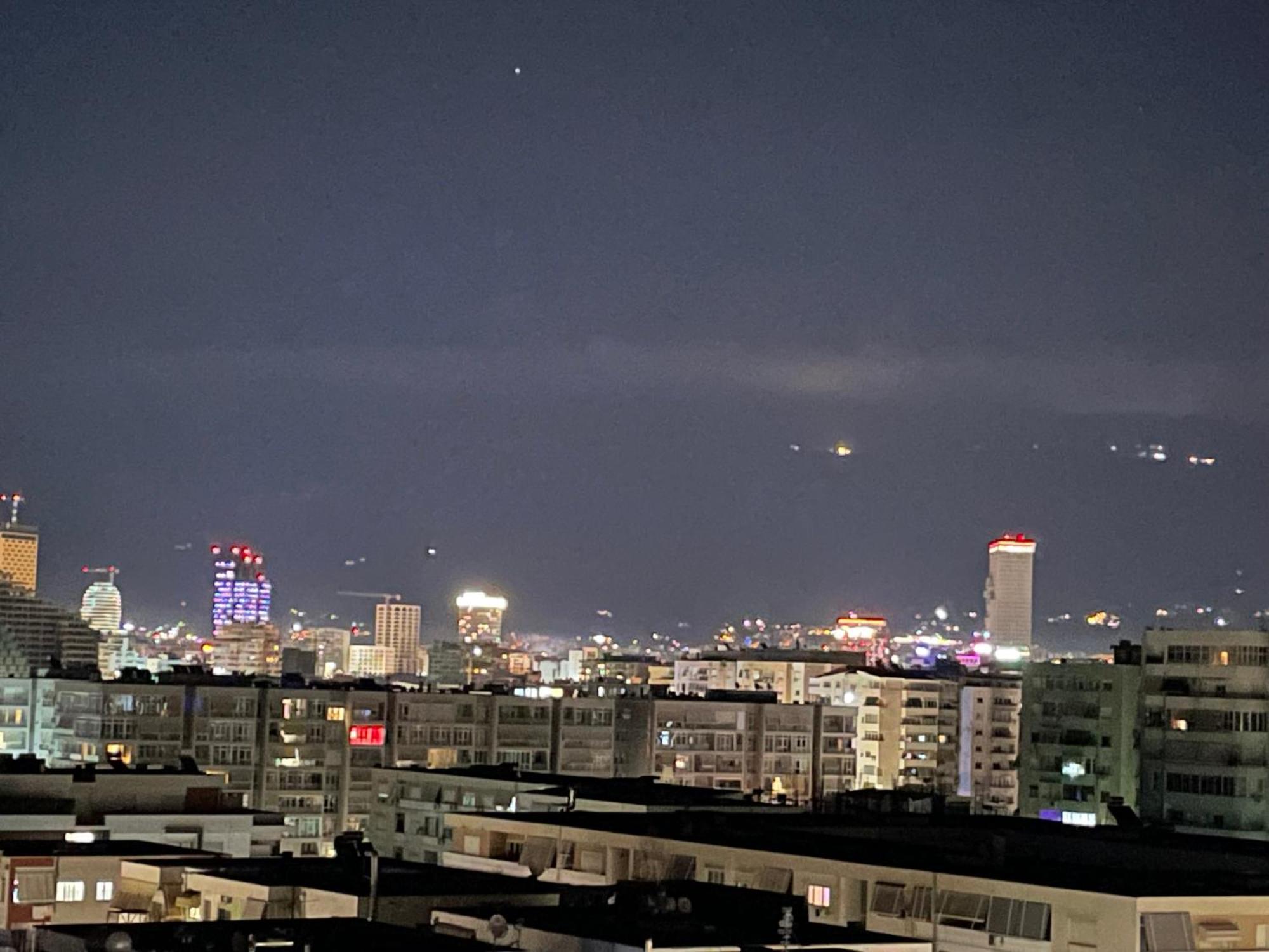 Moonshine 2 * Tiranë